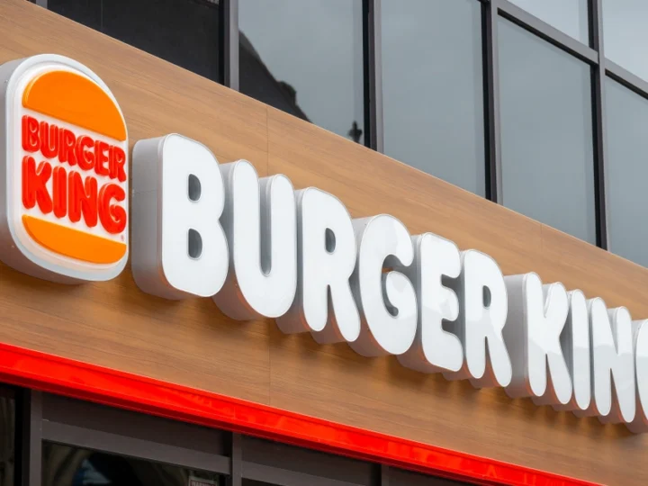 Lawsuit moves forward against Burger King for making whoppers look larger in commercials but disappointingly small at the counter