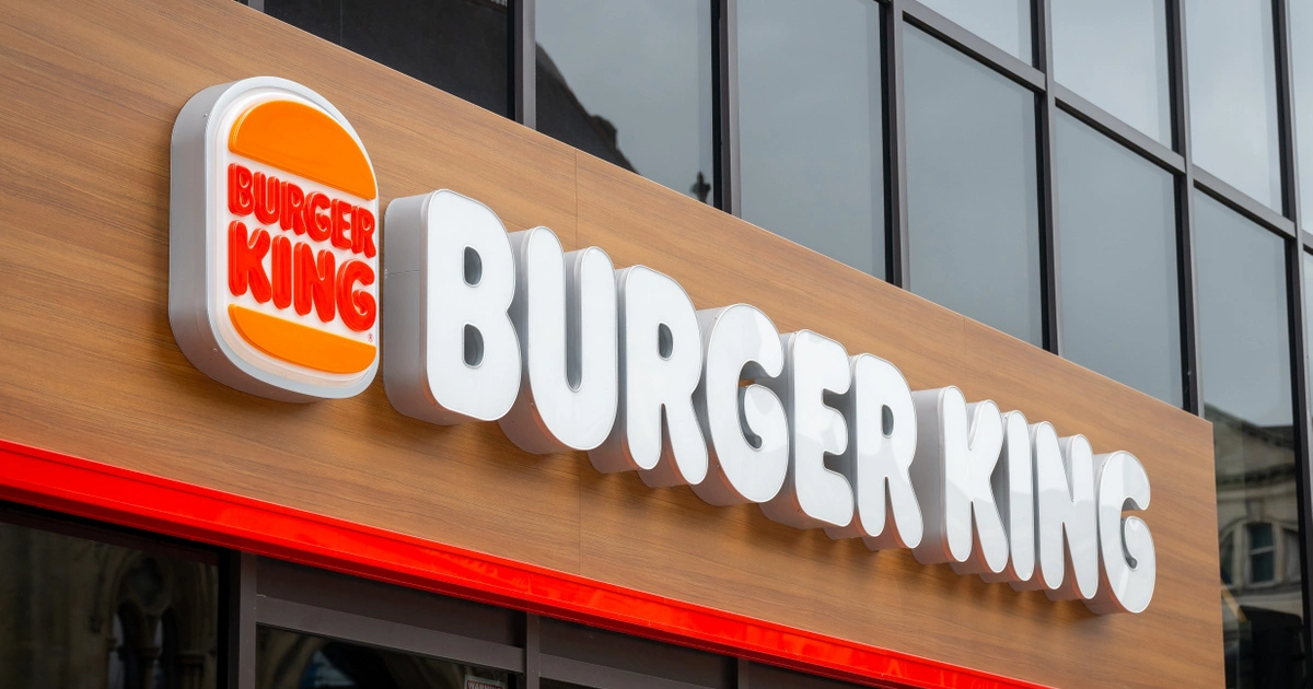 Lawsuit moves forward against Burger King for making whoppers look larger in commercials but disappointingly small at the counter Lawsuit moves forward against Burger King for making whoppers look larger in commercials but disappointingly small at the counter