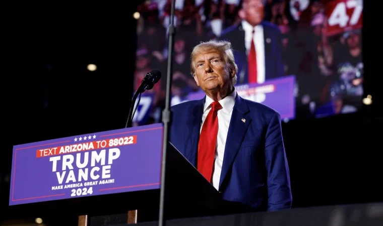 Experts say Trump’s presidency is spiraling and a full-blown crisis could hit any day now