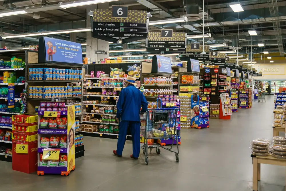 Kroger CEO says grocery price increases come from credit card fees and fuel costs, not supermarket markups: "We aren't responsible" Kroger CEO says grocery price increases come from credit card fees