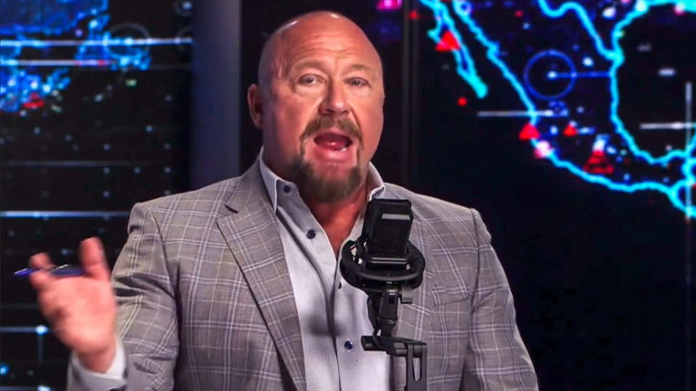 Alex Jones, longtime Trump supporter, accuses Trump team of plotting to silence Ghislaine Maxwell before Congress